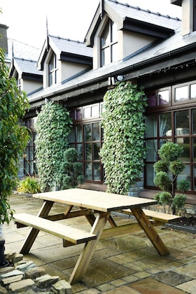 Gallery - Mulroy Woods Hotel