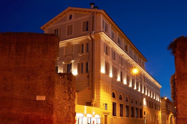 Gallery - The Building Hotel