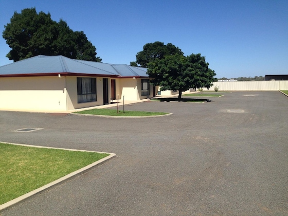 Gallery - Coro Club Motel