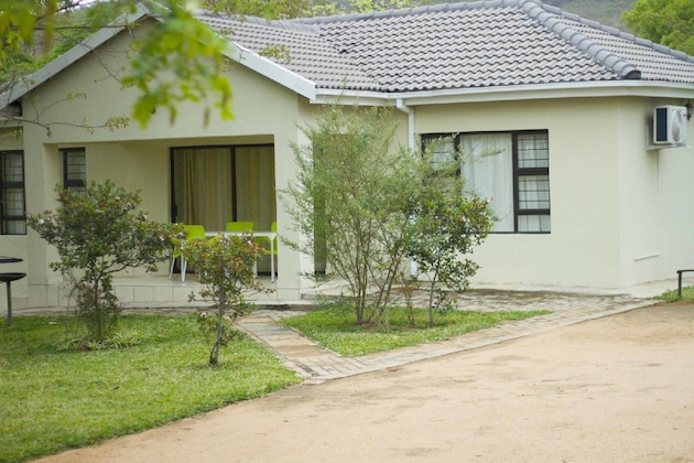Gallery - Sand River Cottages