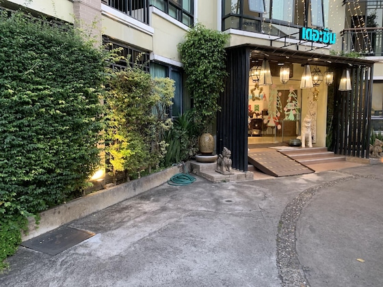 Gallery - The Xym Hotel