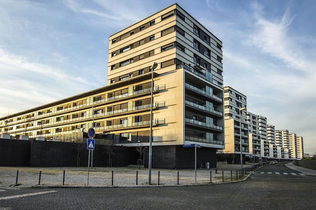 Gallery - Apartamento 8 Quartos, Sacavém - 47059   AL; 47046   AL; 47063   AL; 47055   AL; 47053   AL