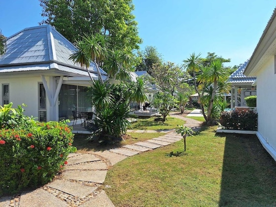 Gallery - Thiptara Resort - Adults Only