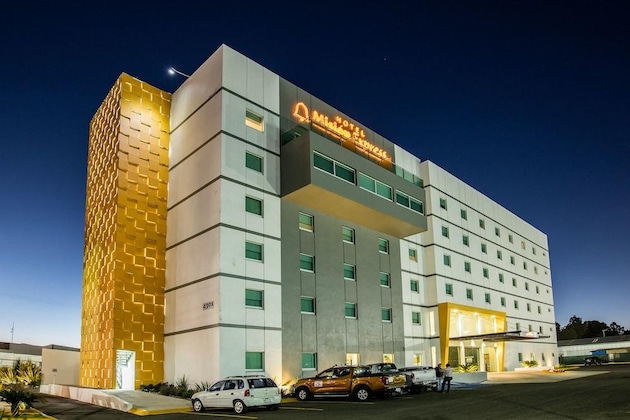 Gallery - Hotel Misión Express Durango