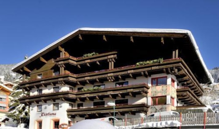 Gallery - Hotel & Art Kristiana