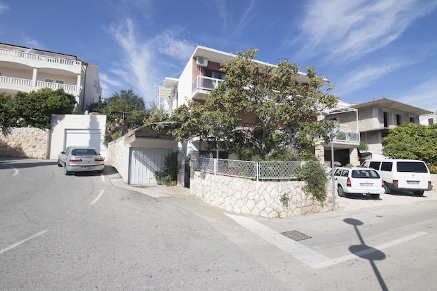 Gallery - Apartments And Rooms Nikol