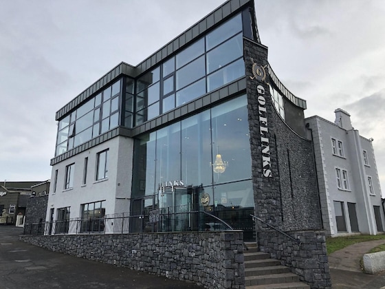 Gallery - Golflinks Hotel