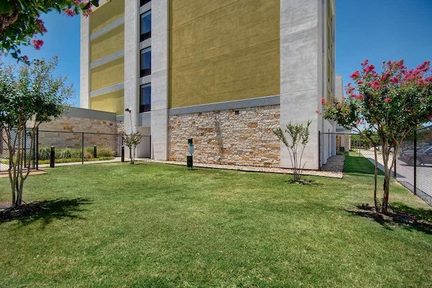 Gallery - Home2 Suites by Hilton Dallas Addison