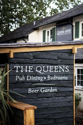 Gallery - Queens Arms