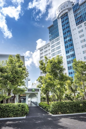 Gallery - Ibis Styles Phuket City Hotel