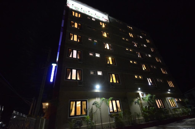 Gallery - The Hotel Emperor Inle