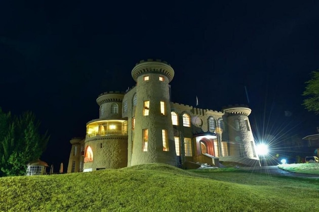 Gallery - Tafaria Castle & Country Lodge