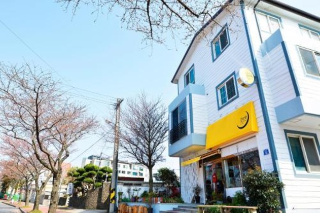 Gallery - Ganderak Guesthouse - Hostel