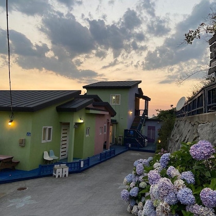 Gallery - Casa em Bitdamchon-gil, Namhae-gun