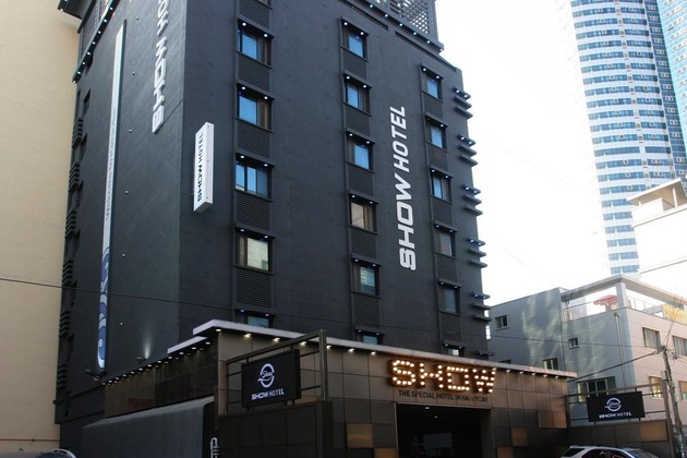 Gallery - Show Hotel