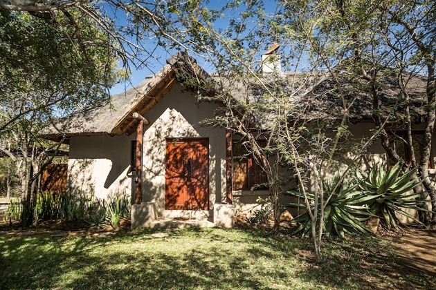 Gallery - Hoedspruit Raptors Lodge N16