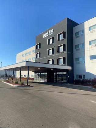 Gallery - Park Inn By Radisson Edmonton Airport