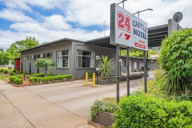 Gallery - Castle Motel