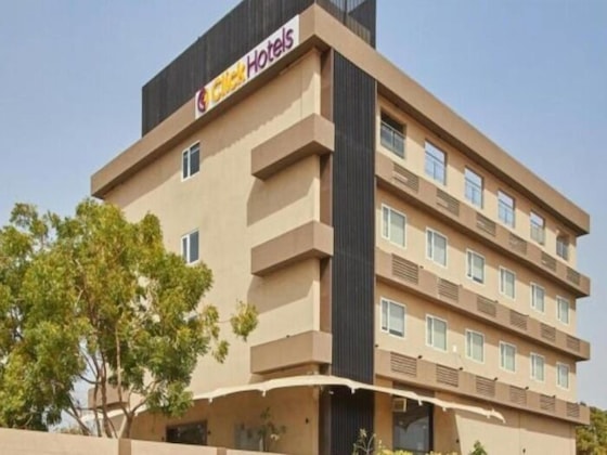 Gallery - Click Hotel Bhuj