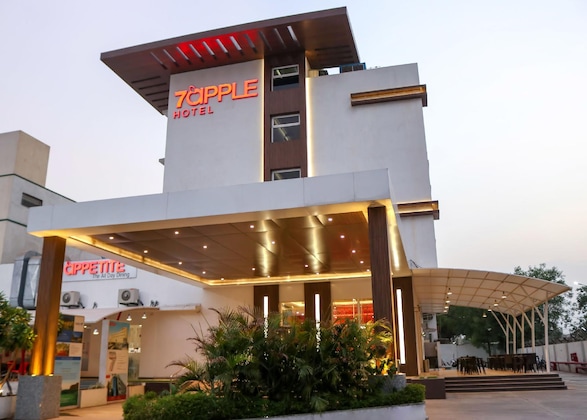 Gallery - 7 Apple Hotel Vadodara