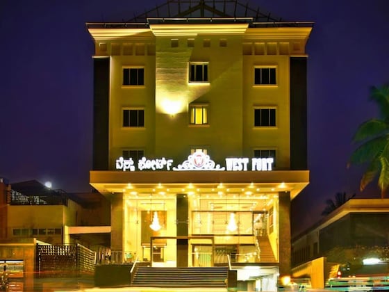 Gallery - West Fort Hotel