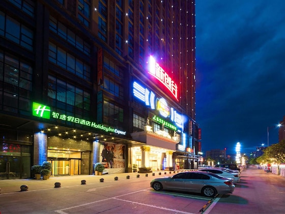 Gallery - Holiday Inn Express Chengdu Dafeng, An Ihg Hotel