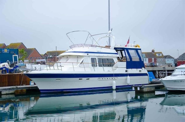 Gallery - Motor Yacht Calypso