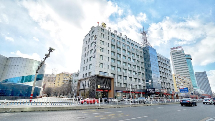Gallery - Ji Hotel (Yantai Binhai Square)