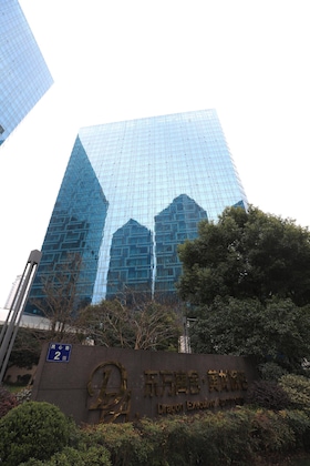 Gallery - Dongfang Yushe.Huanglong Hotel