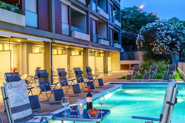Gallery - Rooms Oasis Life
