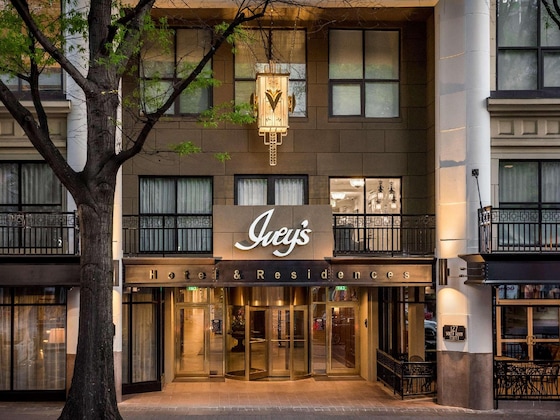 Gallery - The Ivey's Hotel