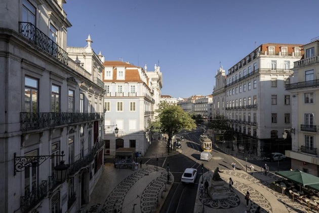 Gallery - Chiado Square - Lisbon Best Apartments
