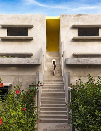 Gallery - Hix Island House