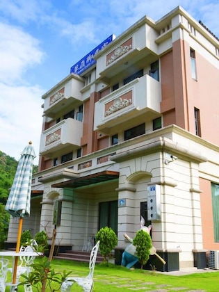 Gallery - Cao Ling Jiao Villa