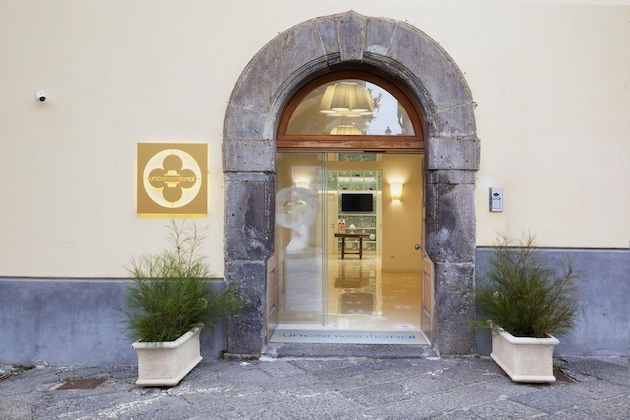 Gallery - Unconventional Hotel Sorrento