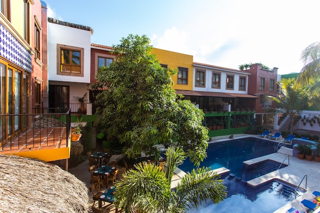 Gallery - Casa Lotería -Pueblito Sayulita- Colorful, Family And Relax Experience With Private Parking And Pool