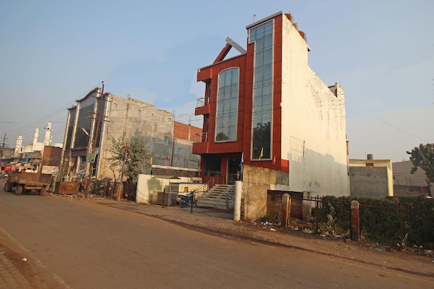 Gallery - Oyo 7769 Hotel Atithi