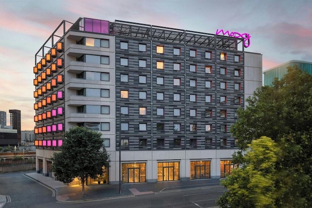 Gallery - Moxy London Stratford
