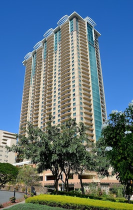 Gallery - Hilton Grand Vacations Club The Grand Islander Waikiki Honolulu