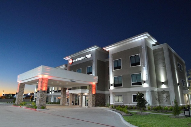 Gallery - Best Western Plus Bay City Inn & Suites