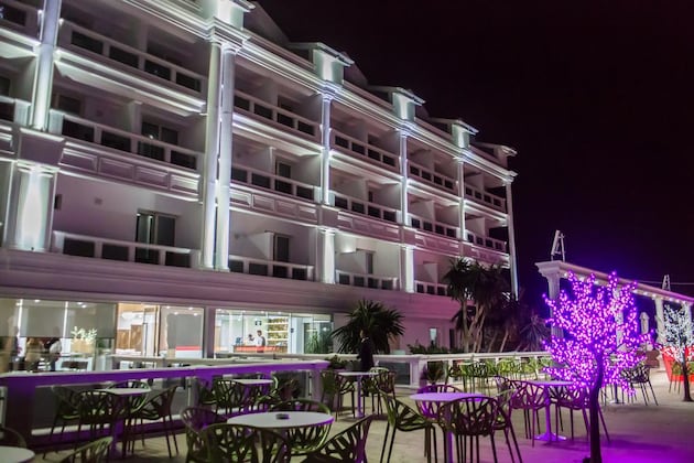 Gallery - Santa Quaranta Premium Resort