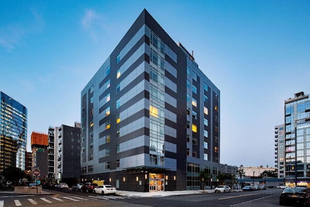 Gallery - Hyatt Place Long Island City   New York City