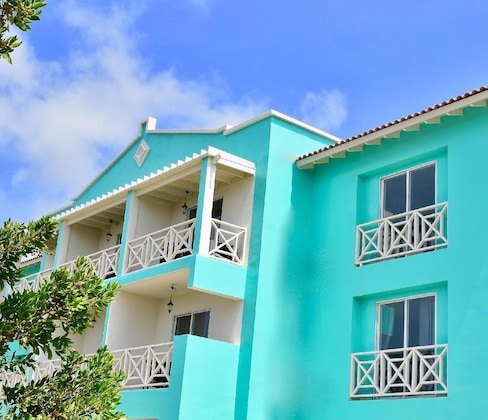 Gallery - Ocean Breeze Boutique Hotel & Marina