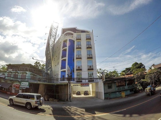 Gallery - Rose Hotel