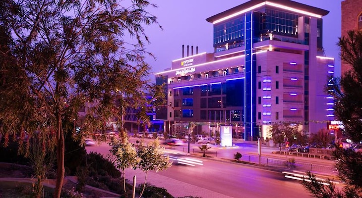 Gallery - Copthorne Hotel Baranan