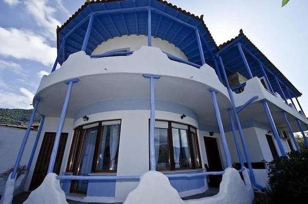 Gallery - Karavos Sea View Apartments