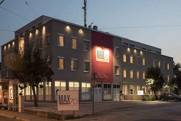Gallery - Hotel Max 70
