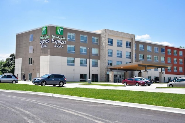 Gallery - Holiday Inn Express & Suites Bensenville - O'hare By Ihg