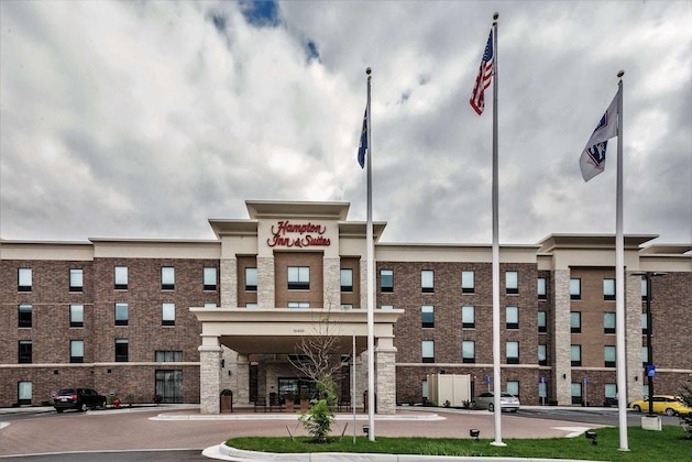 Gallery - Hampton Inn & Suites Allen Park