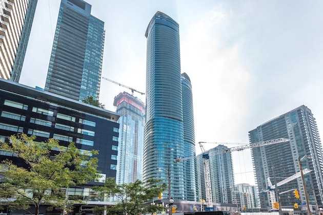 Gallery - Noel Suites - York And Simcoe